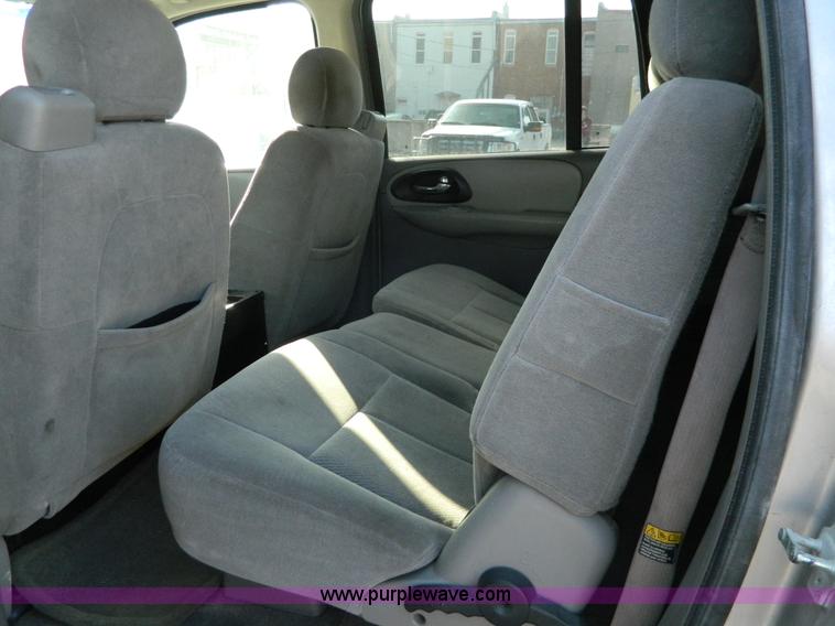 image for item H2271 2006 Chevrolet TrailBlazer EXT SUV
