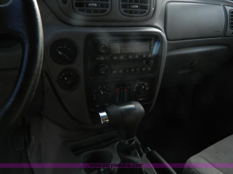 image for item H2271 2006 Chevrolet TrailBlazer EXT SUV