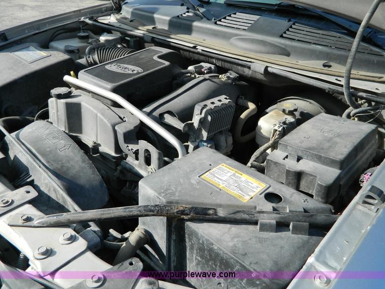 image for item H2271 2006 Chevrolet TrailBlazer EXT SUV