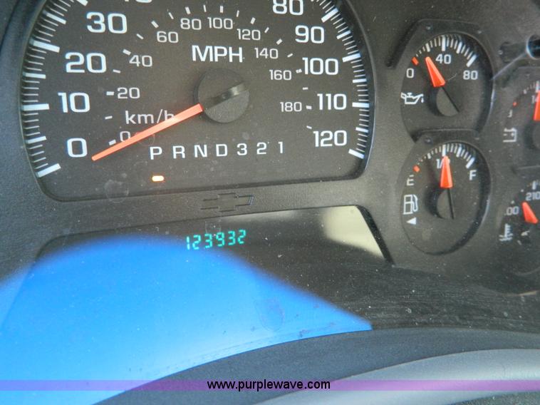 image for item H2271 2006 Chevrolet TrailBlazer EXT SUV