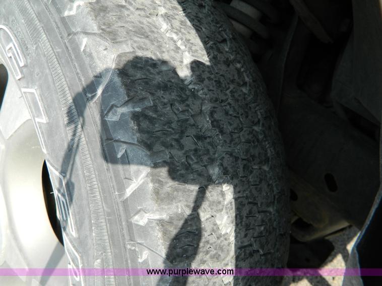 image for item H2271 2006 Chevrolet TrailBlazer EXT SUV