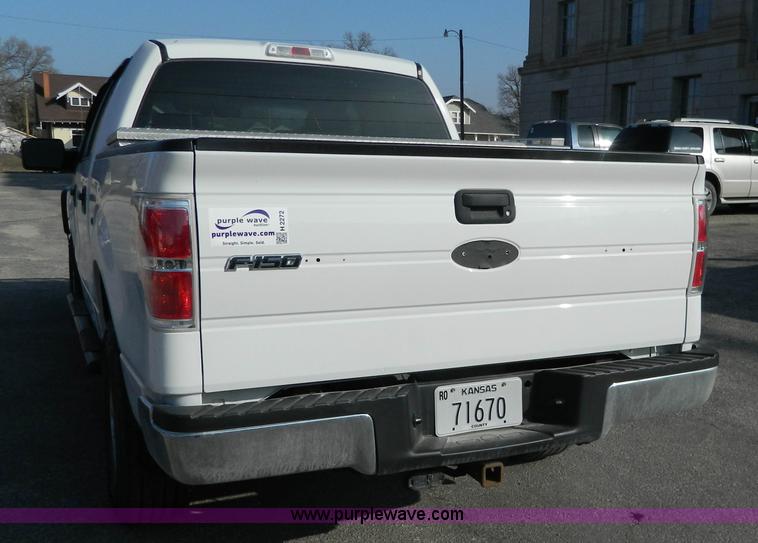 image for item H2272 2009 Ford F150 XLT SuperCrew pickup truck