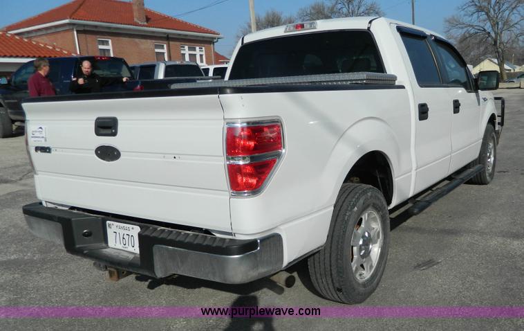 image for item H2272 2009 Ford F150 XLT SuperCrew pickup truck