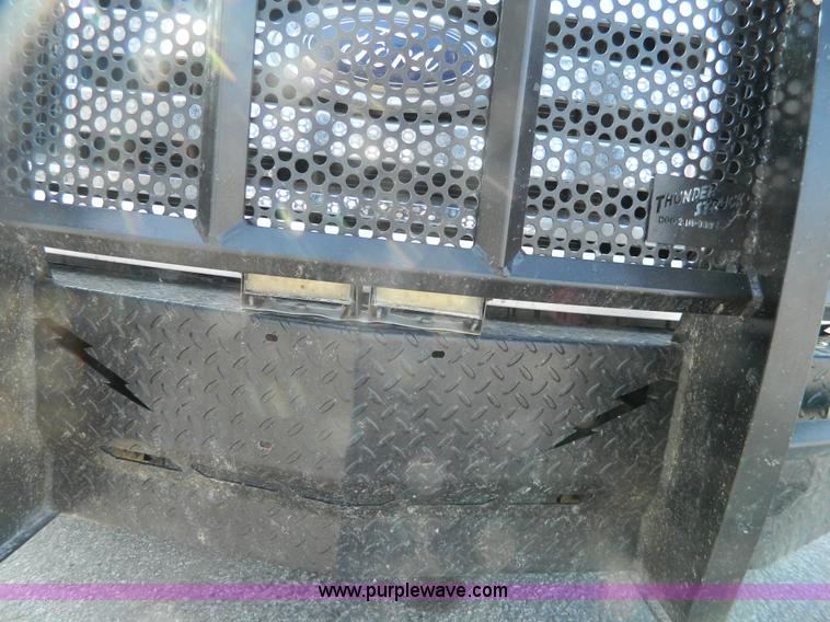 image for item H2272 2009 Ford F150 XLT SuperCrew pickup truck