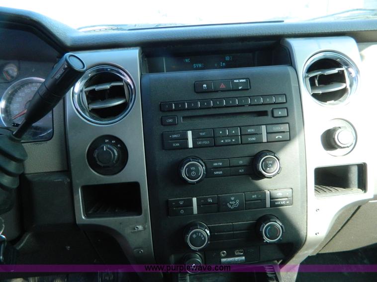 image for item H2272 2009 Ford F150 XLT SuperCrew pickup truck