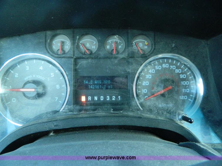 image for item H2272 2009 Ford F150 XLT SuperCrew pickup truck