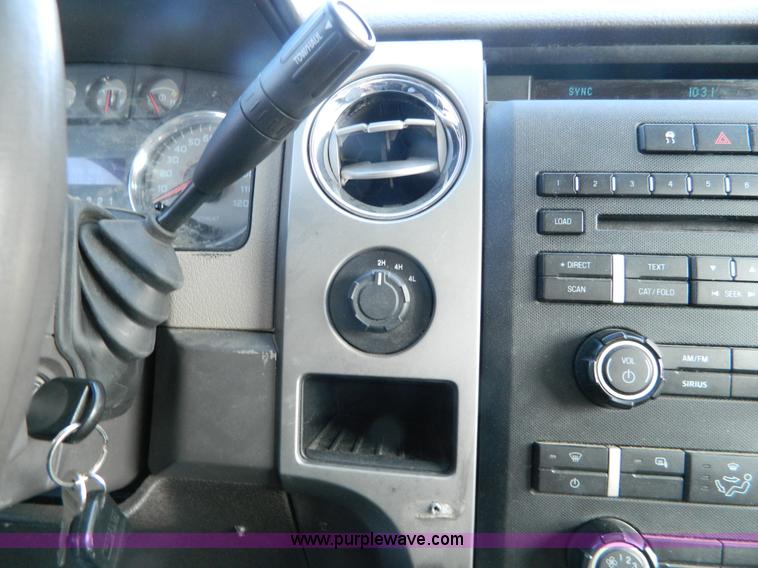 image for item H2272 2009 Ford F150 XLT SuperCrew pickup truck