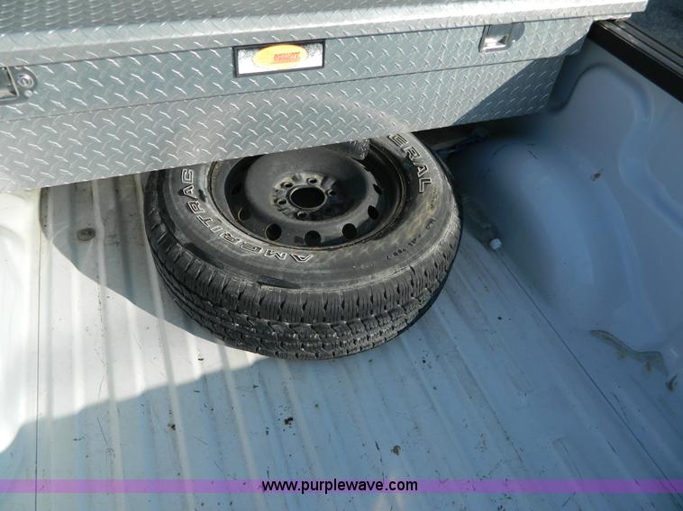 image for item H2272 2009 Ford F150 XLT SuperCrew pickup truck