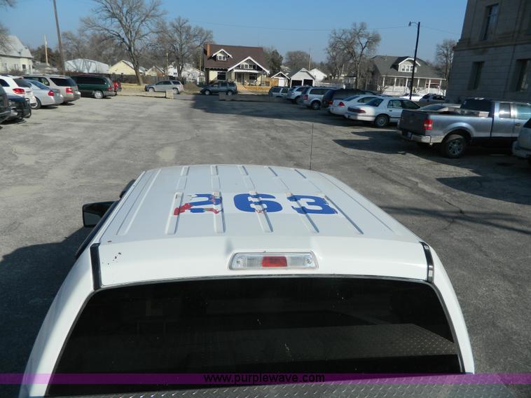 image for item H2272 2009 Ford F150 XLT SuperCrew pickup truck