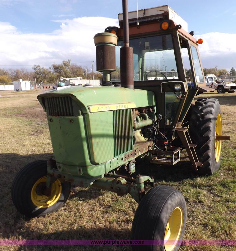 image for item H9006 1967 John Deere 4020 tractor