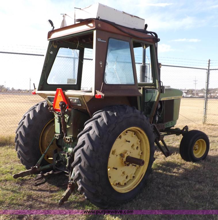 image for item H9006 1967 John Deere 4020 tractor