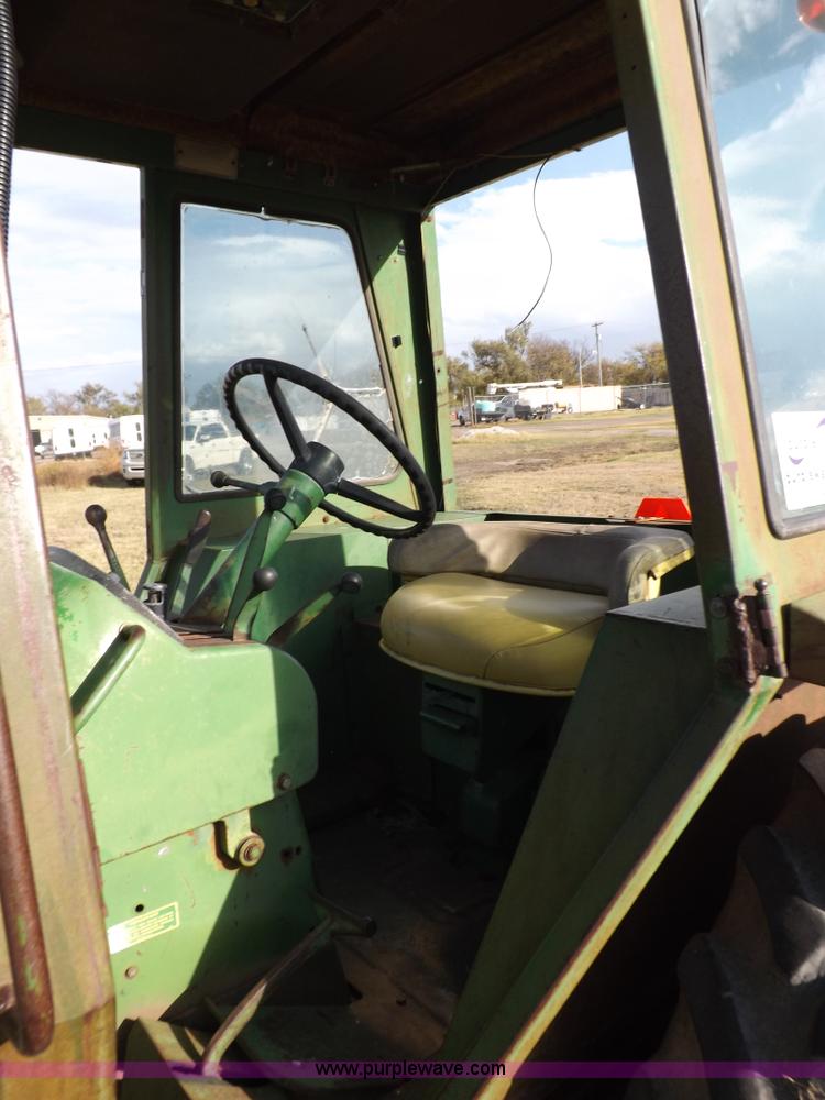 image for item H9006 1967 John Deere 4020 tractor