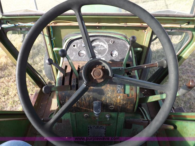 image for item H9006 1967 John Deere 4020 tractor