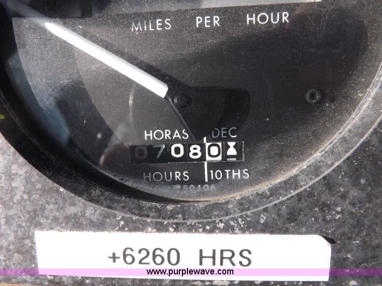 image for item H9006 1967 John Deere 4020 tractor