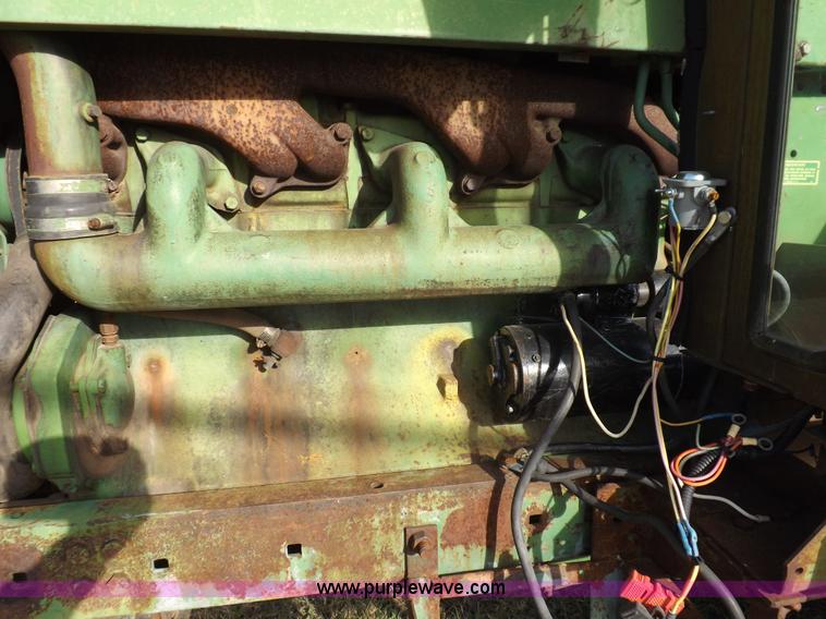 image for item H9006 1967 John Deere 4020 tractor