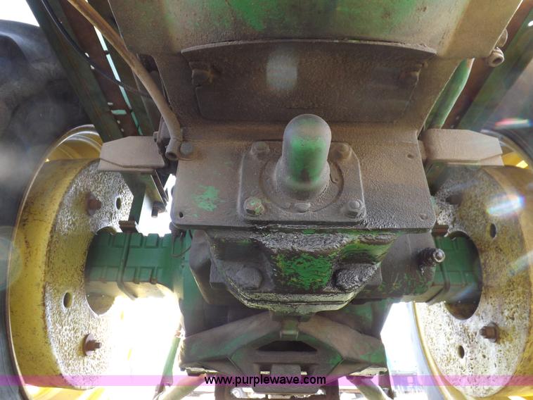 image for item H9006 1967 John Deere 4020 tractor