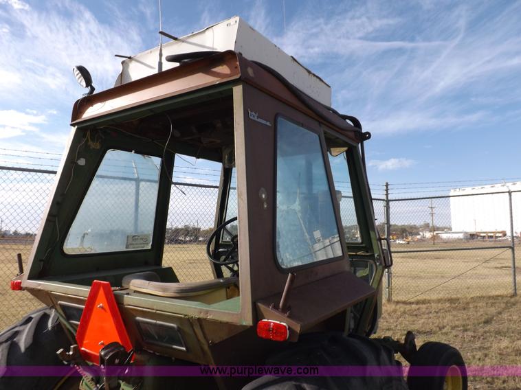 image for item H9006 1967 John Deere 4020 tractor