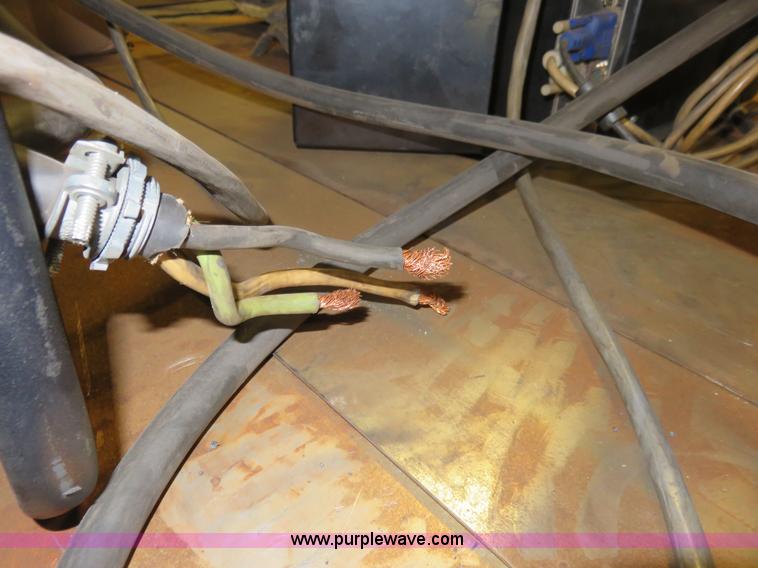 image for item I2424 Plasma cutting table with plasma cutter