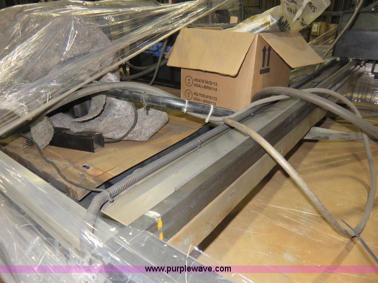 image for item I2424 Plasma cutting table with plasma cutter