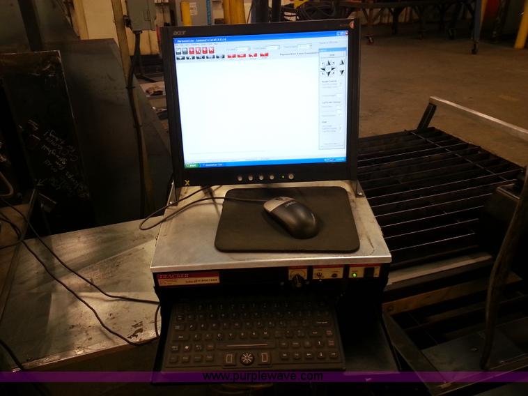 image for item I2424 Plasma cutting table with plasma cutter