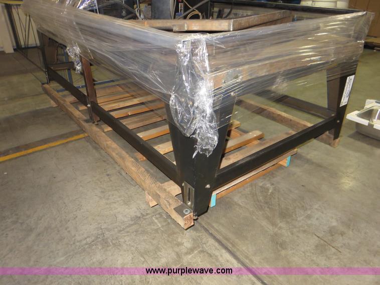 image for item I2424 Plasma cutting table with plasma cutter