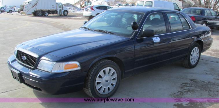 image for item I4061 2008 Ford Crown Victoria Police Interceptor