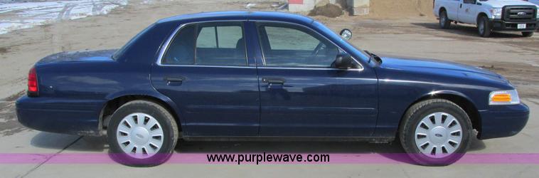 image for item I4061 2008 Ford Crown Victoria Police Interceptor