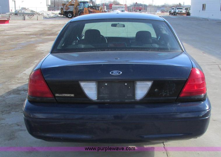 image for item I4061 2008 Ford Crown Victoria Police Interceptor