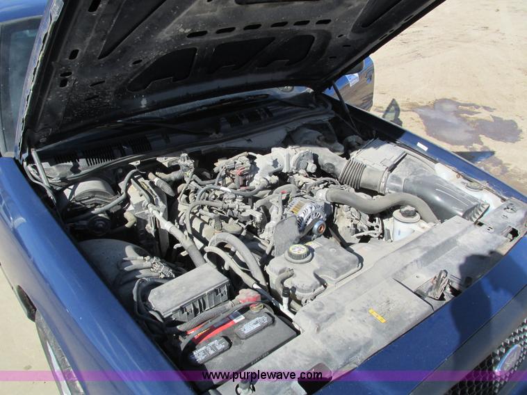 image for item I4061 2008 Ford Crown Victoria Police Interceptor