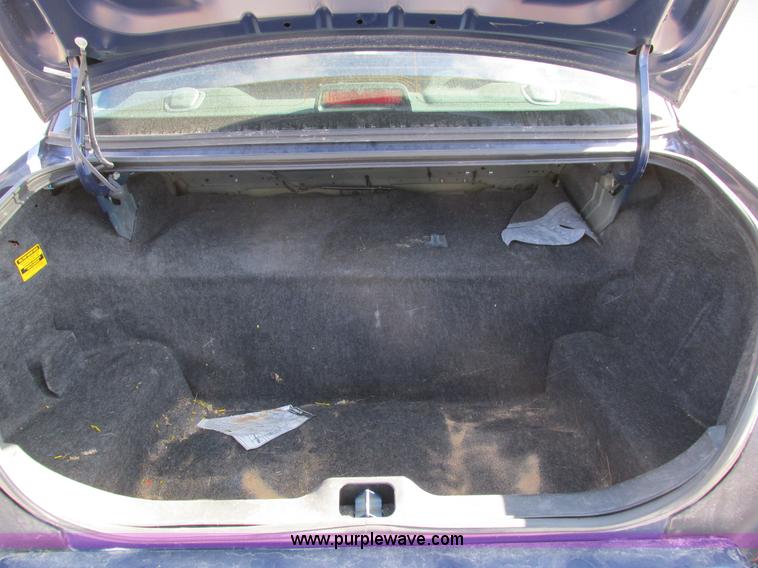 image for item I4061 2008 Ford Crown Victoria Police Interceptor