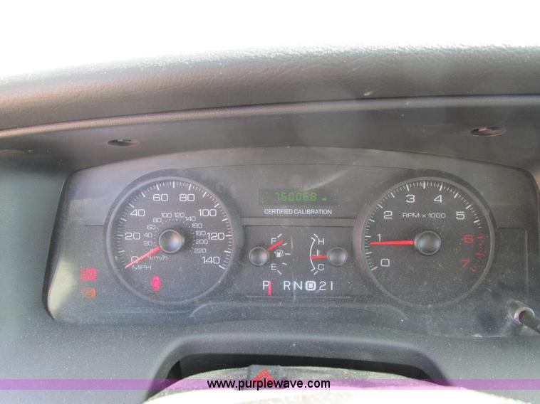 image for item I4061 2008 Ford Crown Victoria Police Interceptor