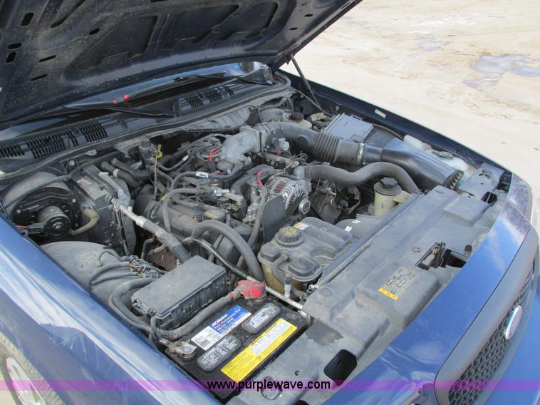 image for item I4064 2010 Ford Crown Victoria Police Interceptor