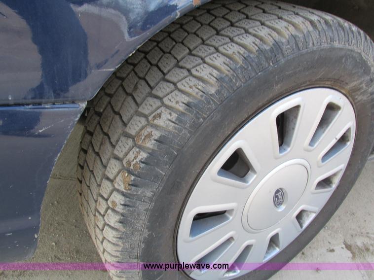 image for item I4064 2010 Ford Crown Victoria Police Interceptor