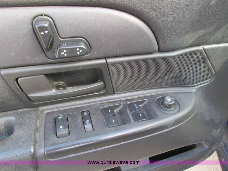 image for item I4064 2010 Ford Crown Victoria Police Interceptor