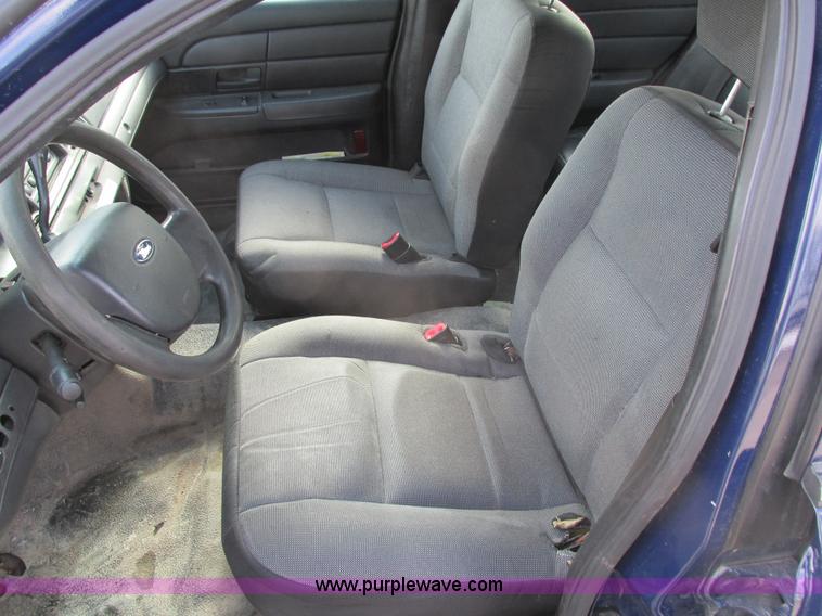 image for item I4064 2010 Ford Crown Victoria Police Interceptor