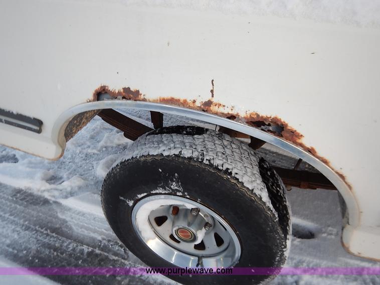 image for item I5080 1990 Ford F150 XLT Lariat pickup truck