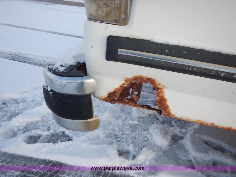 image for item I5080 1990 Ford F150 XLT Lariat pickup truck