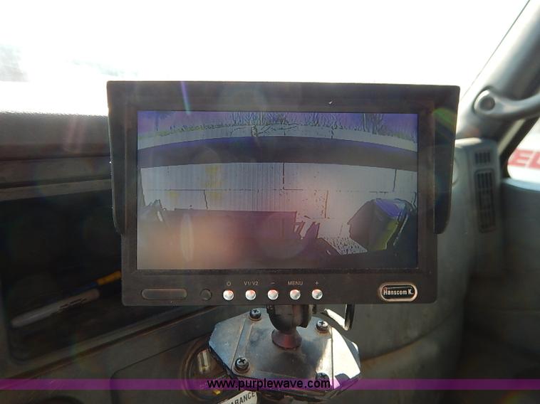 image for item I5088 2007 International 7400 refuse truck