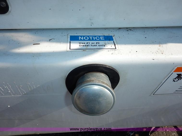 image for item I5090 2006 Elgin Pelican street sweeper