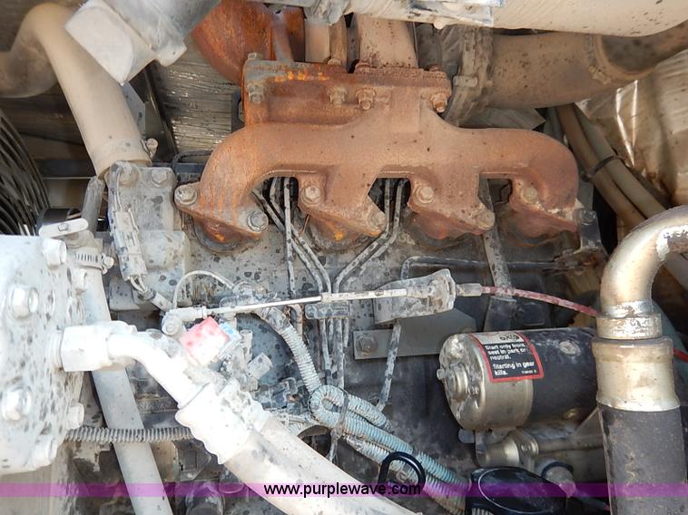 image for item I5090 2006 Elgin Pelican street sweeper