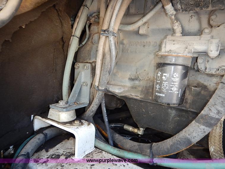 image for item I5090 2006 Elgin Pelican street sweeper