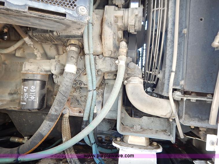 image for item I5090 2006 Elgin Pelican street sweeper