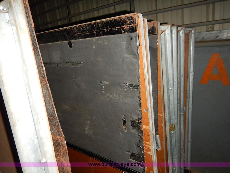 image for item I5094 Wenger stage