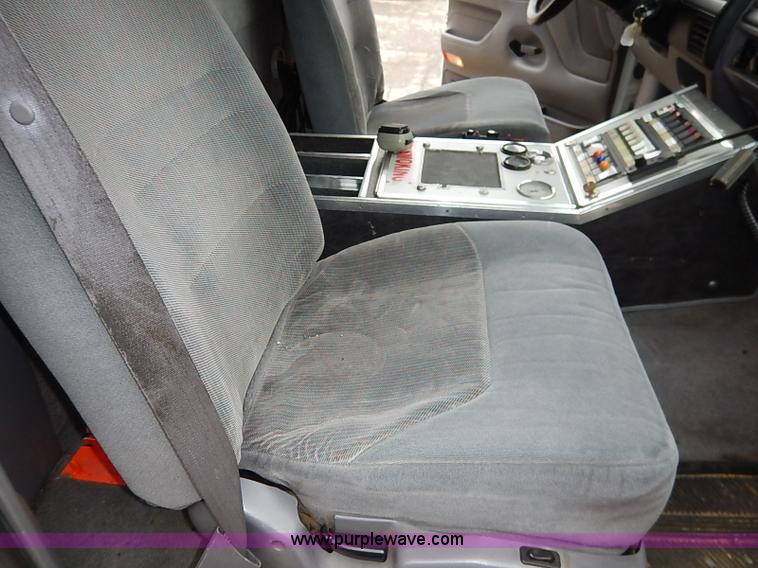 image for item I5121 1995 Ford F350 XLT ambulance