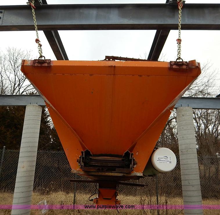 image for item I5124 Monroe 15' spreader