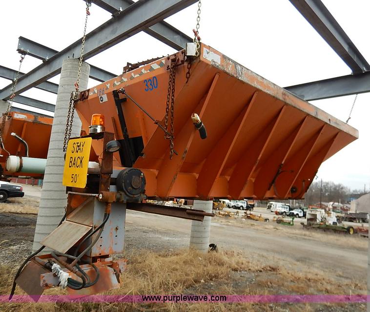 image for item I5124 Monroe 15' spreader