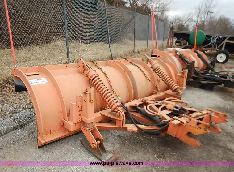 image for item I5125 Henderson 10' snow blade