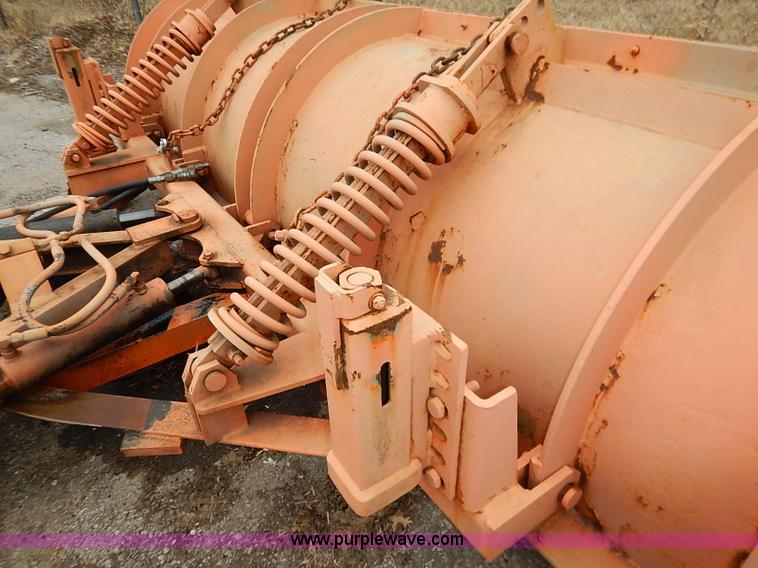 image for item I5125 Henderson 10' snow blade