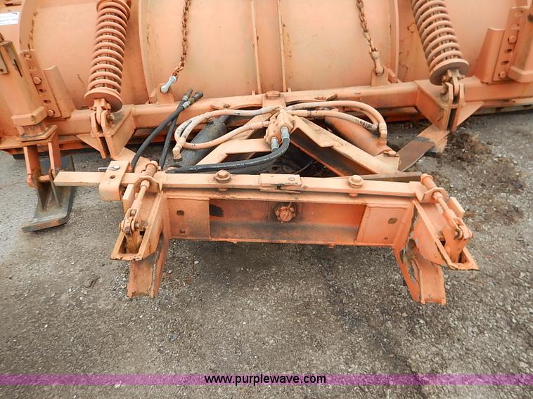 image for item I5125 Henderson 10' snow blade