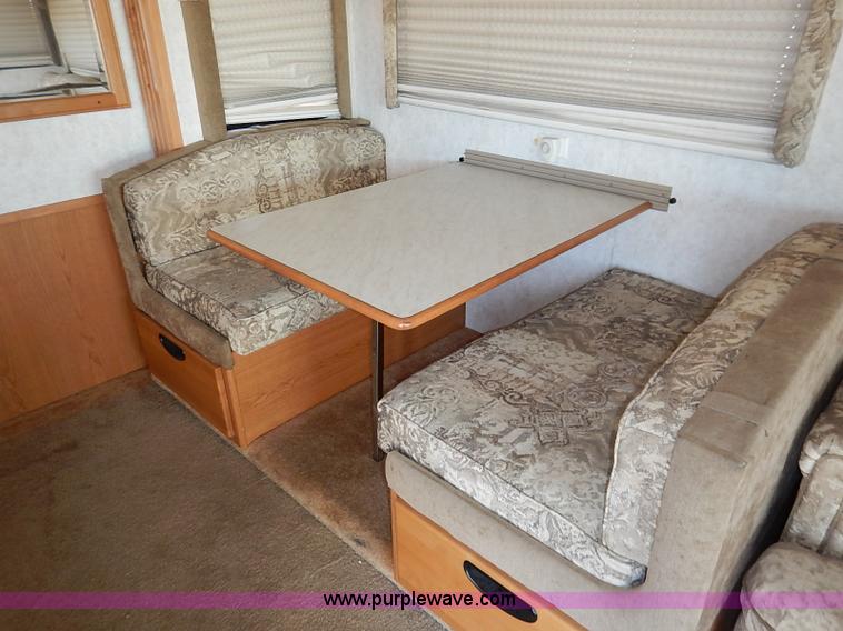 image for item I5127 2000 Ford 36T Fleetwood Southwind RV